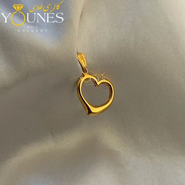 تصویر دوم آویز طلا قلب توخالی